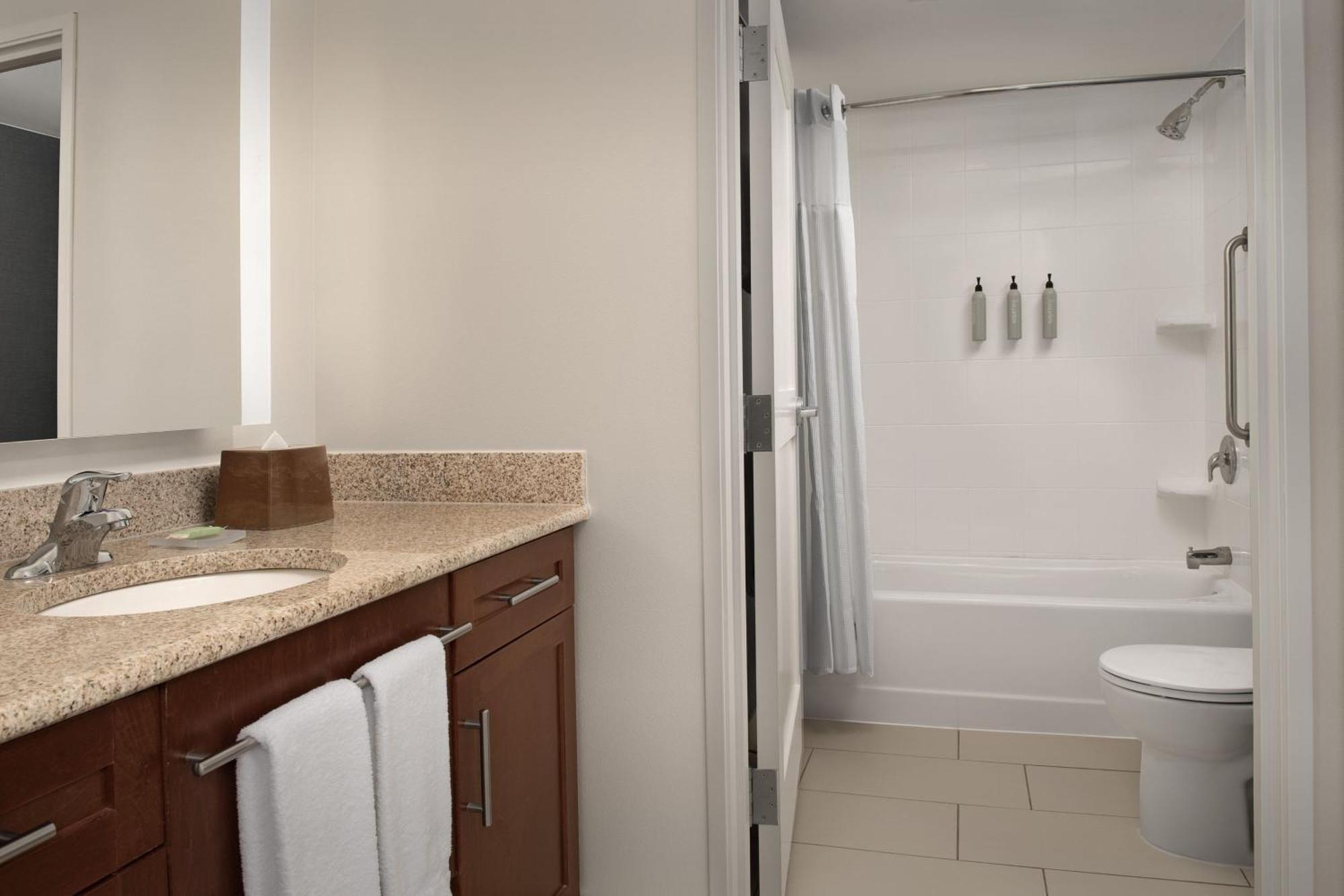 Residence Inn By Marriott Syracuse Downtown At Armory Square מראה חיצוני תמונה